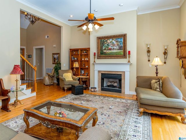 147 INDIAN GATE CIRCLE, Indian Springs Village, AL 35242