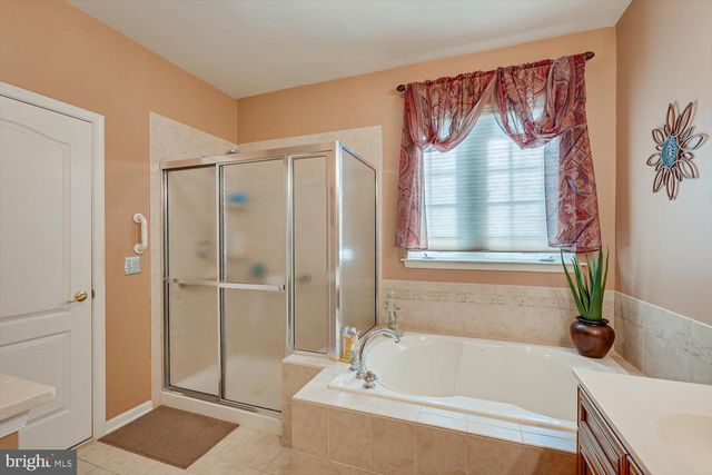 3 HIGHT BLVD, Hightstown, NJ 08520