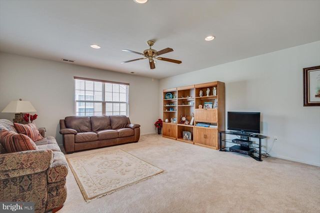 3 HIGHT BLVD, Hightstown, NJ 08520