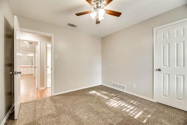 6108 Paradise Drive, Arlington, TX 76001