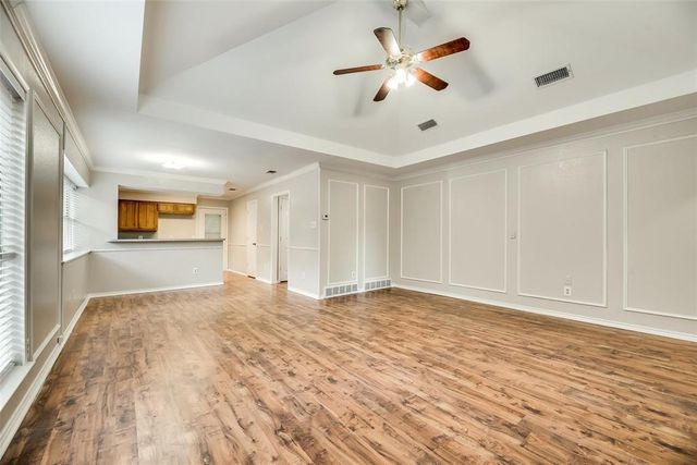 6108 Paradise Drive, Arlington, TX 76001