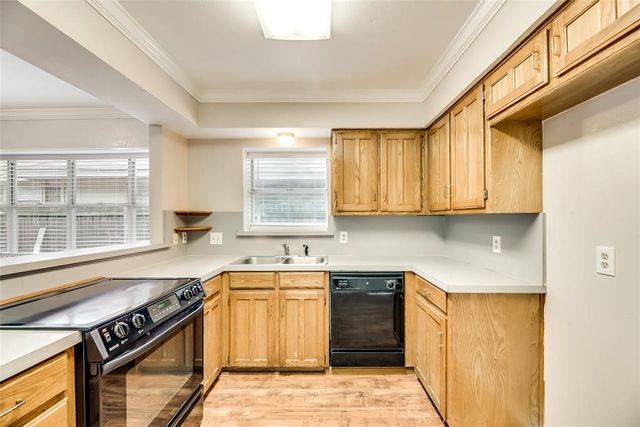 6108 Paradise Drive, Arlington, TX 76001