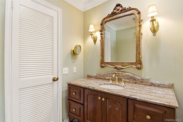 69 Tamarack Street, East Northport, NY 11731