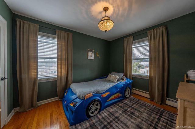 5 Sunrise Terrace, New Windsor, NY 12553