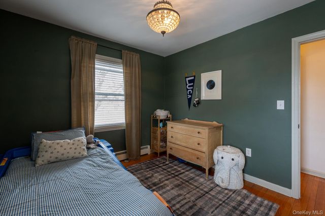 5 Sunrise Terrace, New Windsor, NY 12553