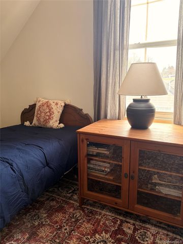 5 Sunrise Terrace, New Windsor, NY 12553