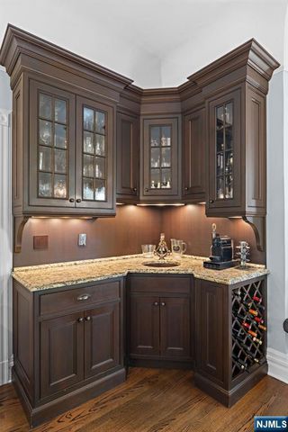 70 Ridge, Rutherford, NJ 07070