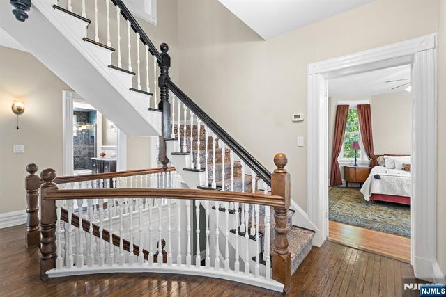 70 Ridge, Rutherford, NJ 07070