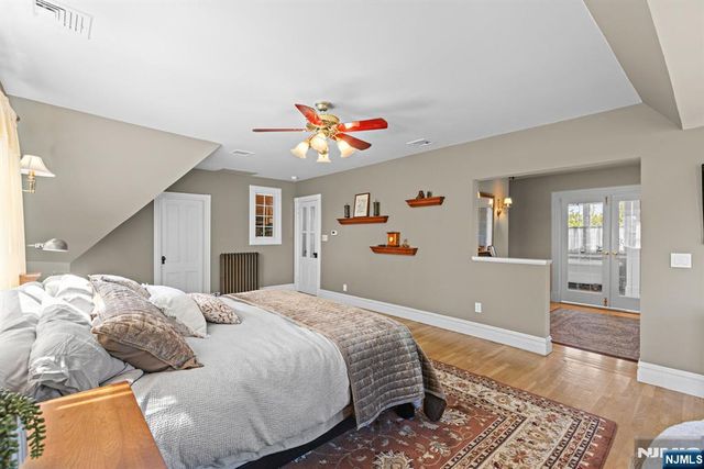 70 Ridge, Rutherford, NJ 07070