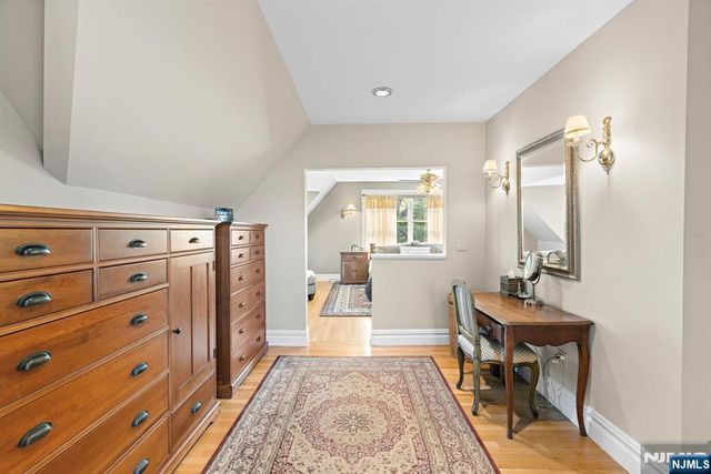 70 Ridge, Rutherford, NJ 07070