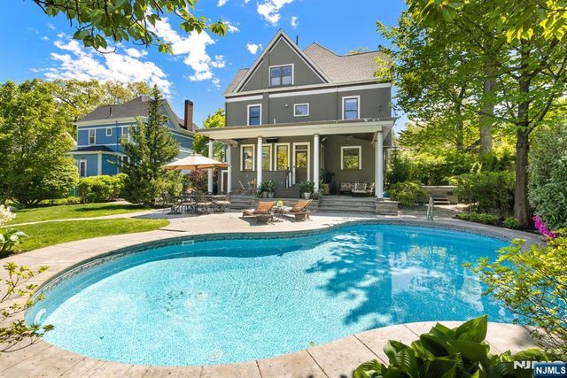 70 Ridge, Rutherford, NJ 07070