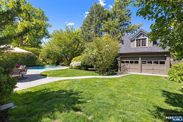 70 Ridge, Rutherford, NJ 07070