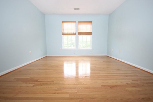 18537 RELIANT DR, Gaithersburg, MD 20879