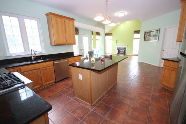 18537 RELIANT DR, Gaithersburg, MD 20879