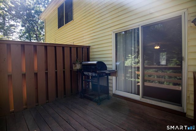 283 Strawberry Circle, Windsor, CT 06095