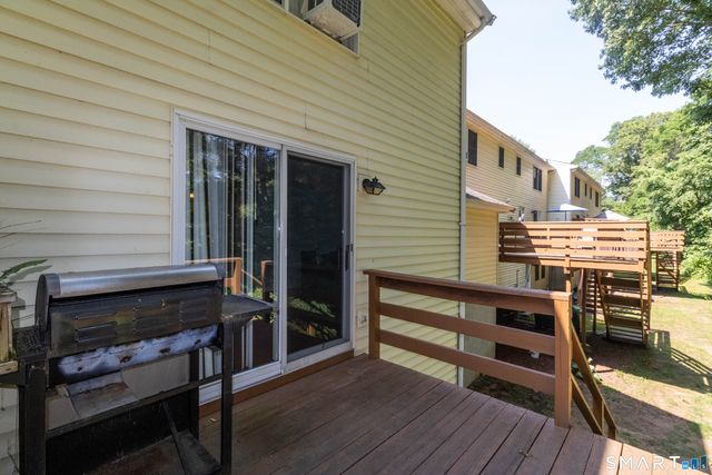 283 Strawberry Circle, Windsor, CT 06095