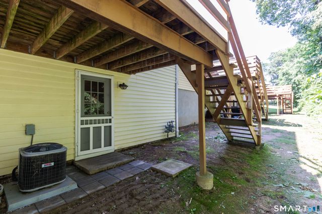 283 Strawberry Circle, Windsor, CT 06095