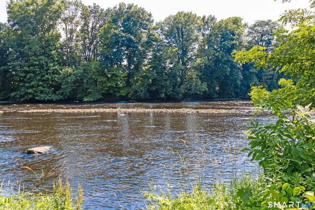 283 Strawberry Circle, Windsor, CT 06095