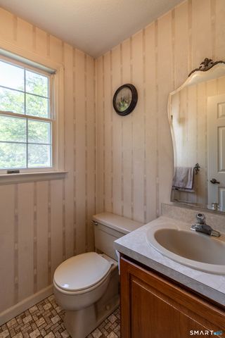 283 Strawberry Circle, Windsor, CT 06095