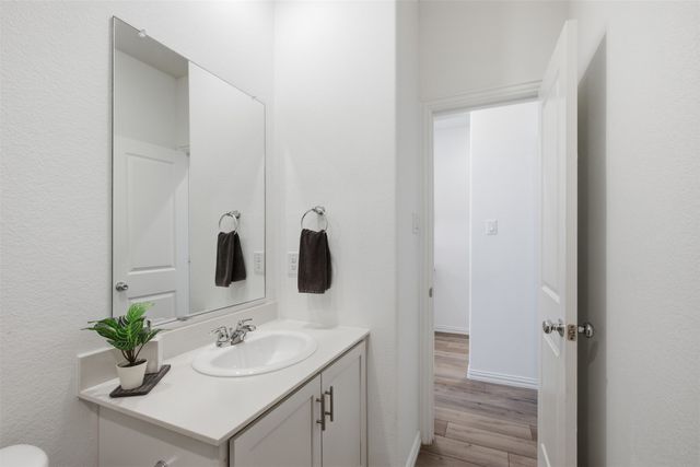 1121 Western Yarrow Avenue, Justin, TX 76247