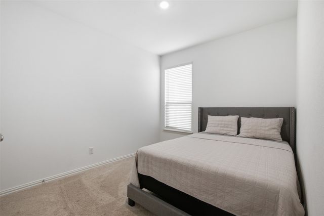 1121 Western Yarrow Avenue, Justin, TX 76247