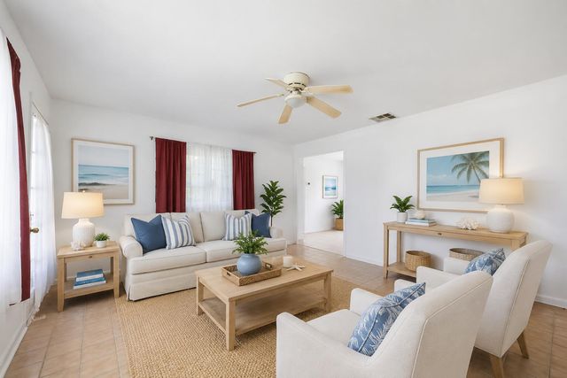 115 SE 11th Avenue, Boynton Beach, FL 33435
