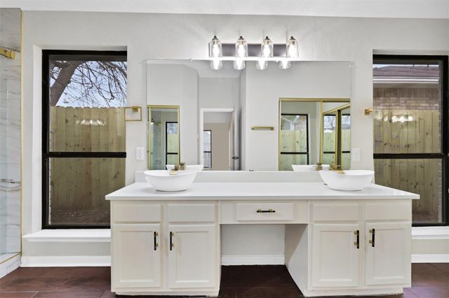 6624 Mattney Drive, Dallas, TX 75237