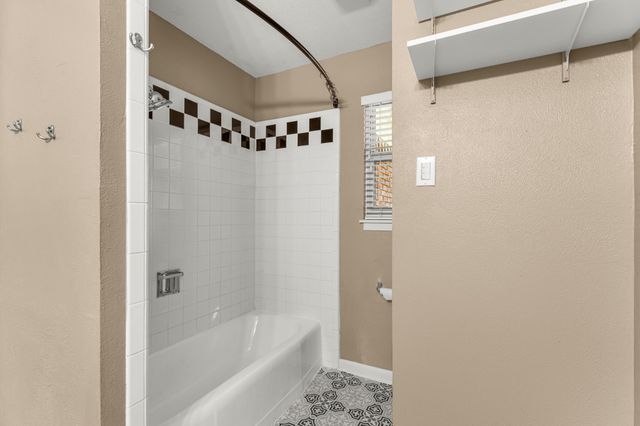 7105 Culver Avenue, Fort Worth, TX 76116