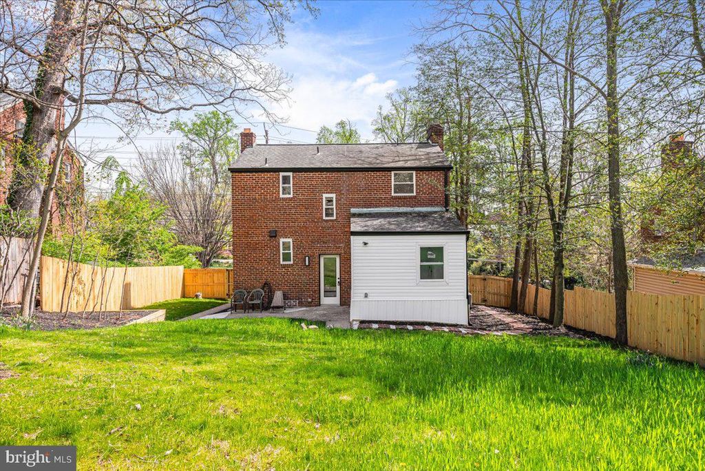 Image 29 of property listing at 2613 E WEST HWY, Chevy Chase, MD 20815