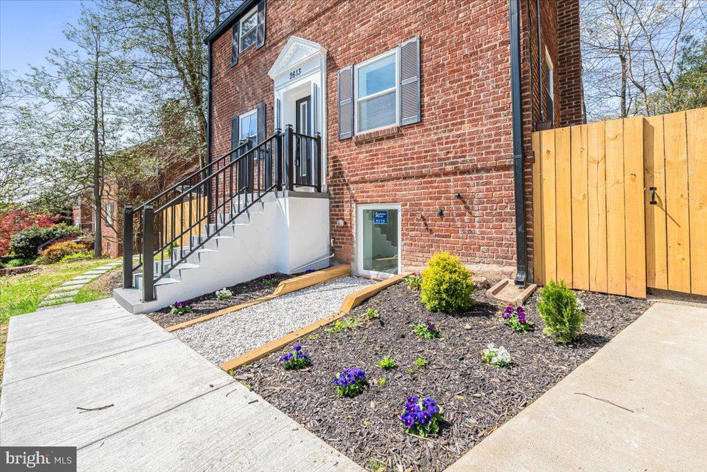 Image 3 of property listing at 2613 E WEST HWY, Chevy Chase, MD 20815