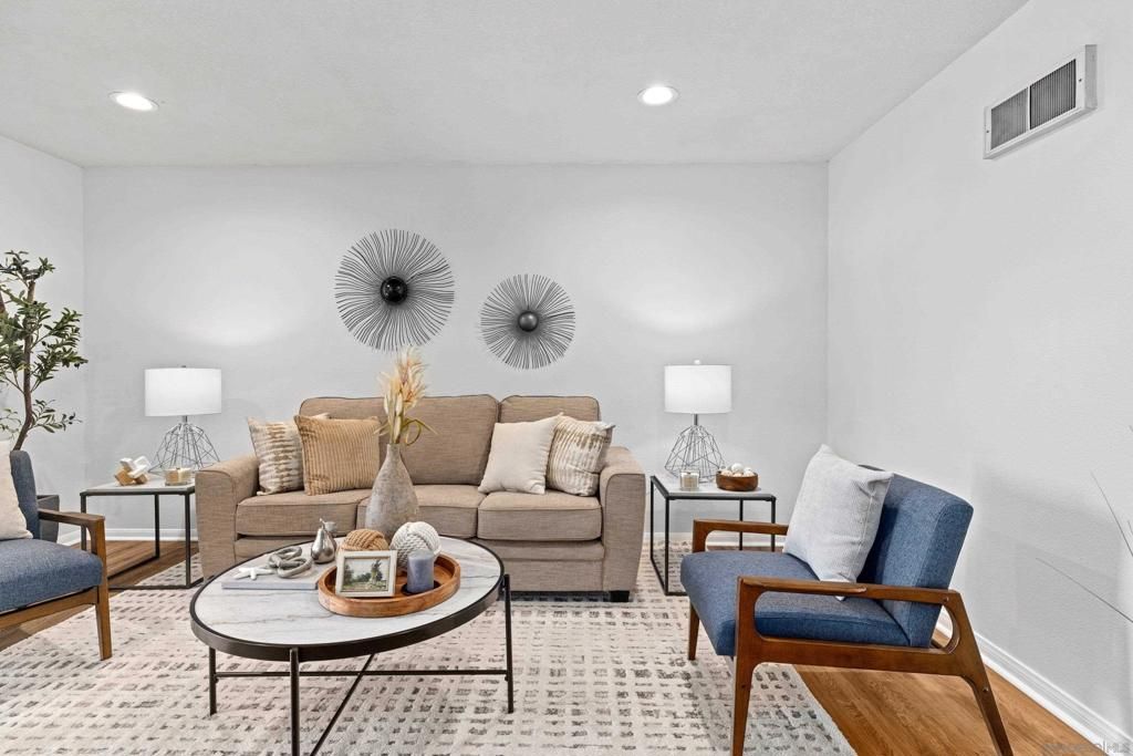 7565 CHARMANT DR. #510, San Diego, CA 92122 — photo 2