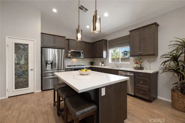 29981 Western Front Drive, Menifee, CA 92584