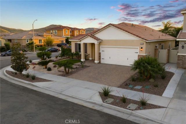 29981 Western Front Drive, Menifee, CA 92584