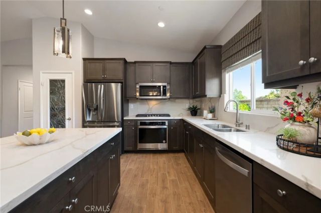 29981 Western Front Drive, Menifee, CA 92584