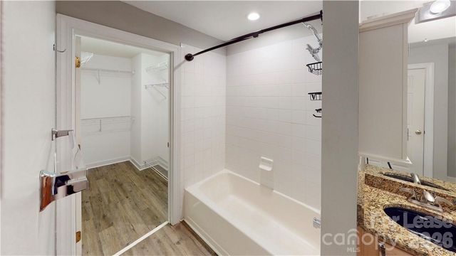 718 W Trade Street 809, Charlotte, NC 28202