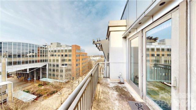 718 W Trade Street 809, Charlotte, NC 28202