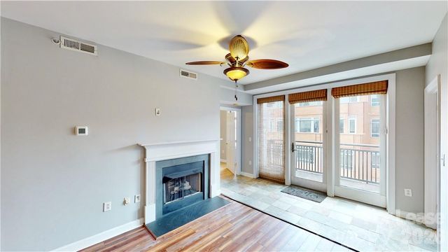 718 W Trade Street 809, Charlotte, NC 28202