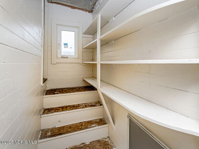 914 Moore Street, Toledo, OH 43608