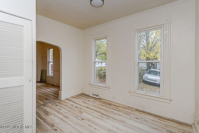 914 Moore Street, Toledo, OH 43608