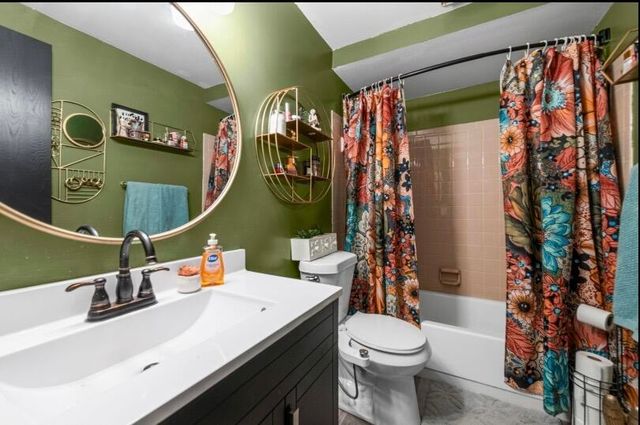 16369 Brittany Drive, Roseville, MI 48066