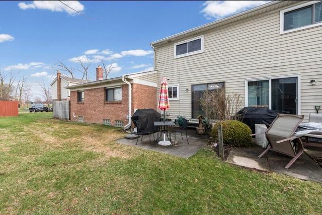 16369 Brittany Drive, Roseville, MI 48066