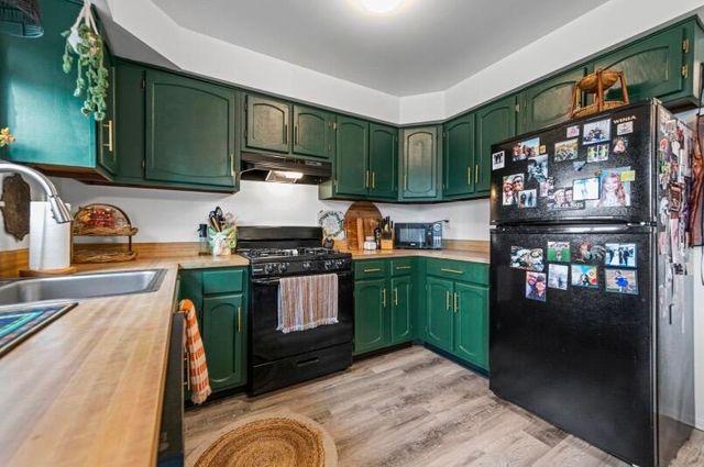 16369 Brittany Drive, Roseville, MI 48066