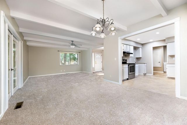 19651 Echo Blue Dr, Penn Valley, CA 95946