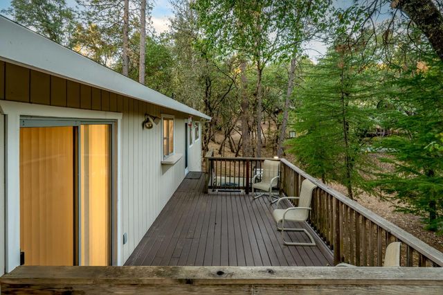 19651 Echo Blue Dr, Penn Valley, CA 95946
