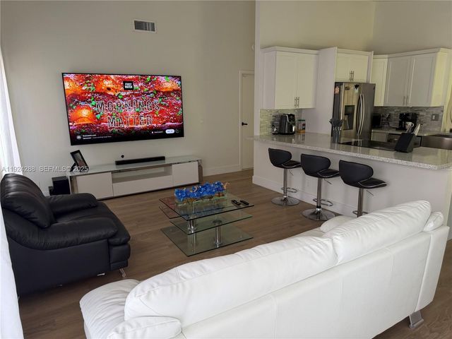 8611 NW 51st Ct, Lauderhill, FL 33351