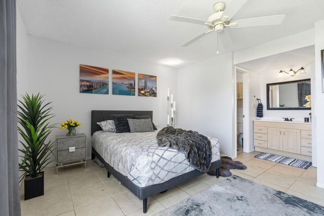 2700 Fiore Way 211, Delray Beach, FL 33445