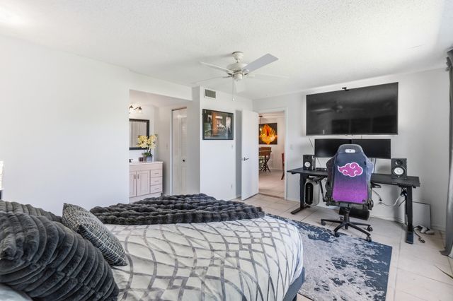 2700 Fiore Way 211, Delray Beach, FL 33445