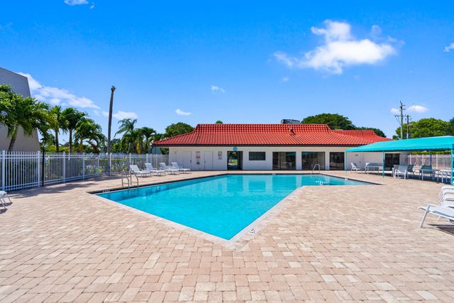 2700 Fiore Way 211, Delray Beach, FL 33445