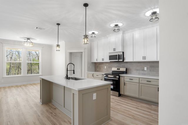 518 Madeleine Circle, Austin, AR 72007