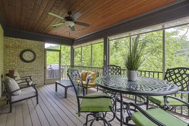 1011 Squire Valley Drive, Villa Hills, KY 41017